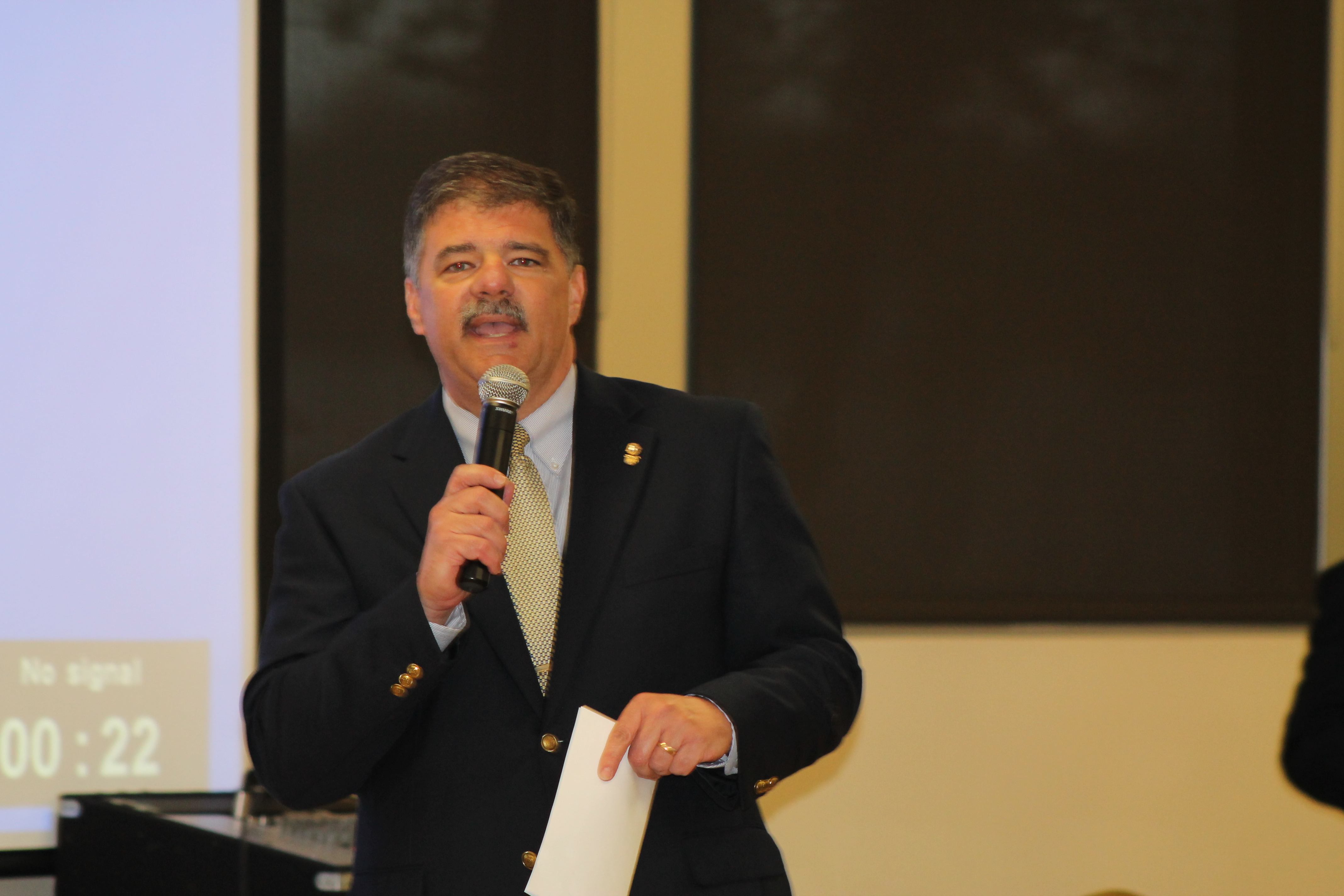 Town Hall Meeting 5.13.13 006